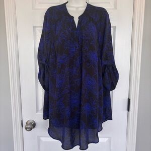 Torrid Midnight Black Tunic with Electric Blue Floral Design